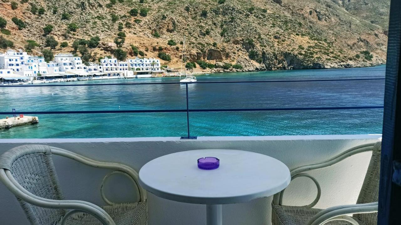 Bed and Breakfast Sifis Loutro Esterno foto