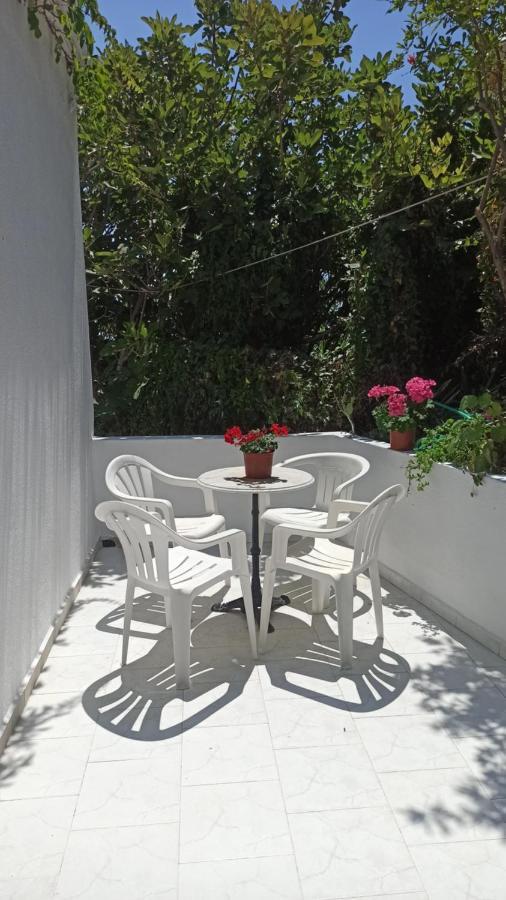 Bed and Breakfast Sifis Loutro Esterno foto